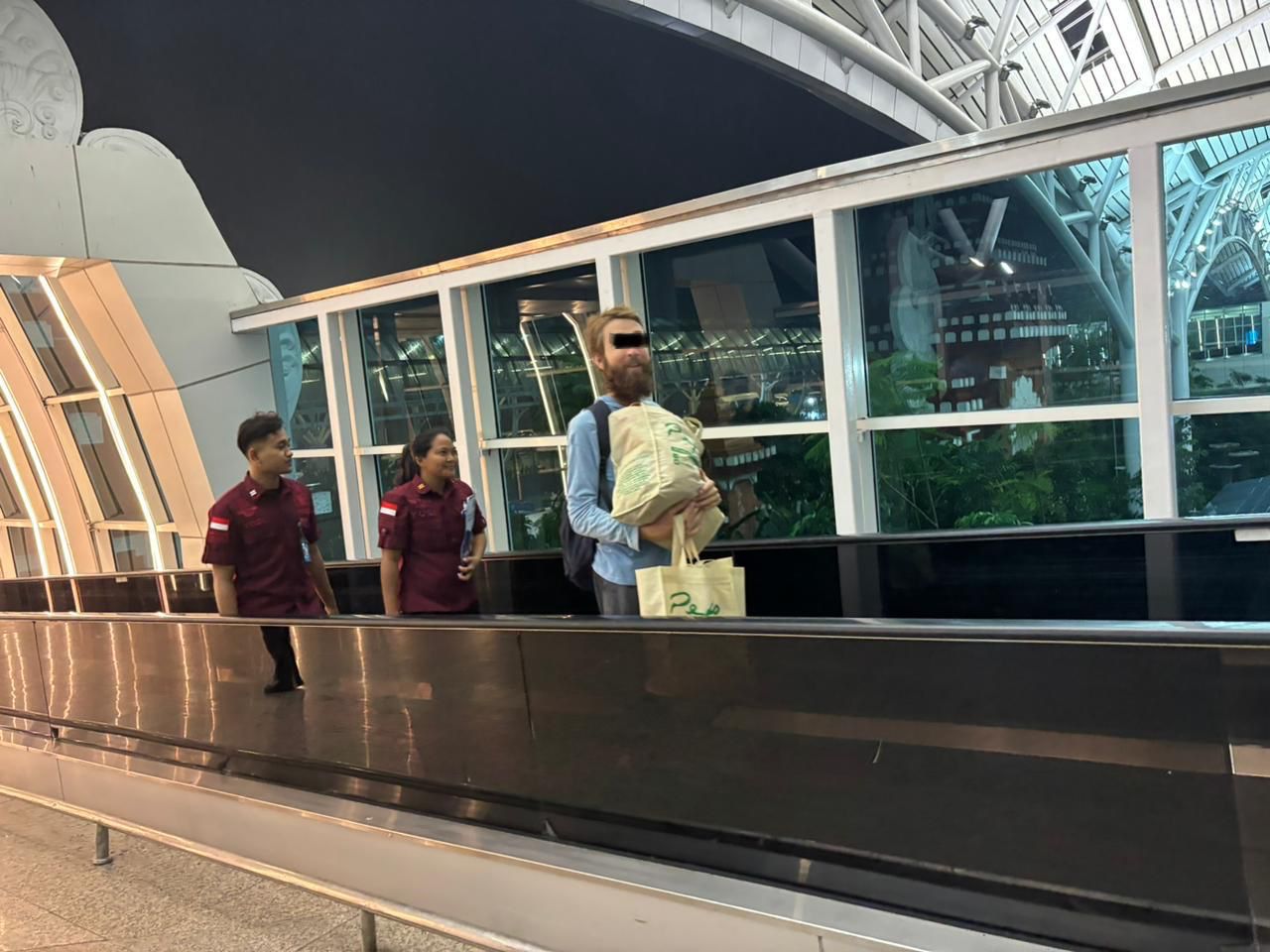 WNA Amerika Dideportasi dari Bali karena Overstay 123 Hari WNA Amerika Dideportasi dari Bali karena Overstay 123 Hari