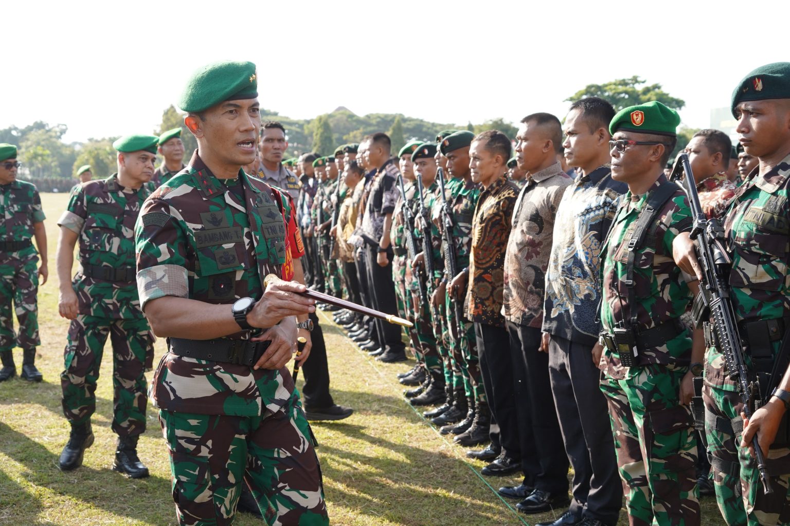 <strong>Pangdam Pimpin Apel  Gelar Pasukan Pengamanan WWF Ke-10 di Bali</strong>