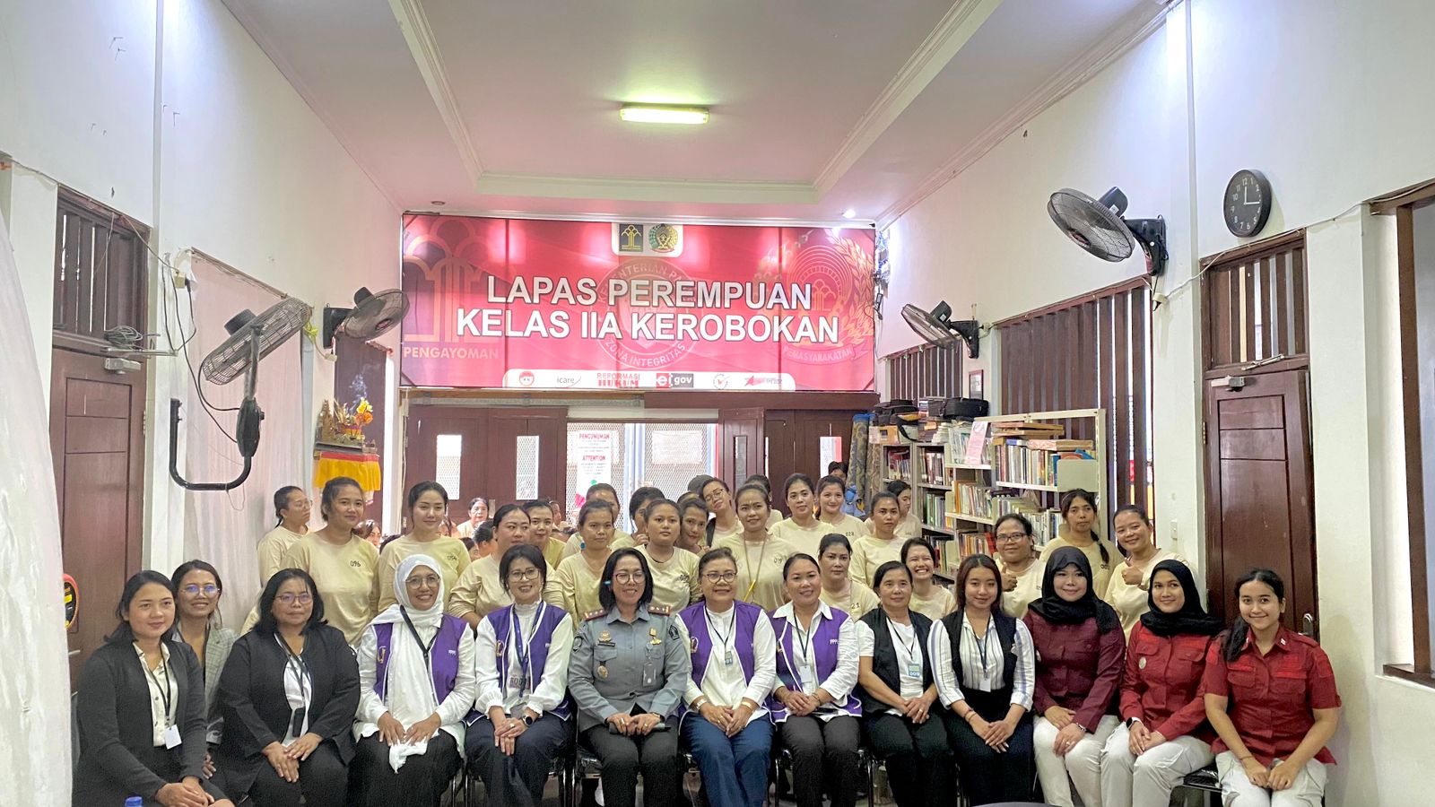 CETAK SEJARAH, 50 WARGA BINAAN LPP KEROBOKAN IKUTI TES TULIS PENDAFTARAN CALON MAHASISWA BARU STIE TAHUN AJARAN 2024/2025