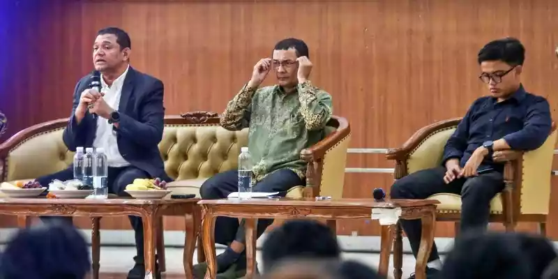 <strong>Mahasiswa dan Pakar Hukum Kritisi Asas Dominus Litis dalam RUU KUHAP, Khawatir Rentan Disalahgunakan</strong> <strong>Mahasiswa dan Pakar Hukum Kritisi Asas Dominus Litis dalam RUU KUHAP, Khawatir Rentan Disalahgunakan</strong>