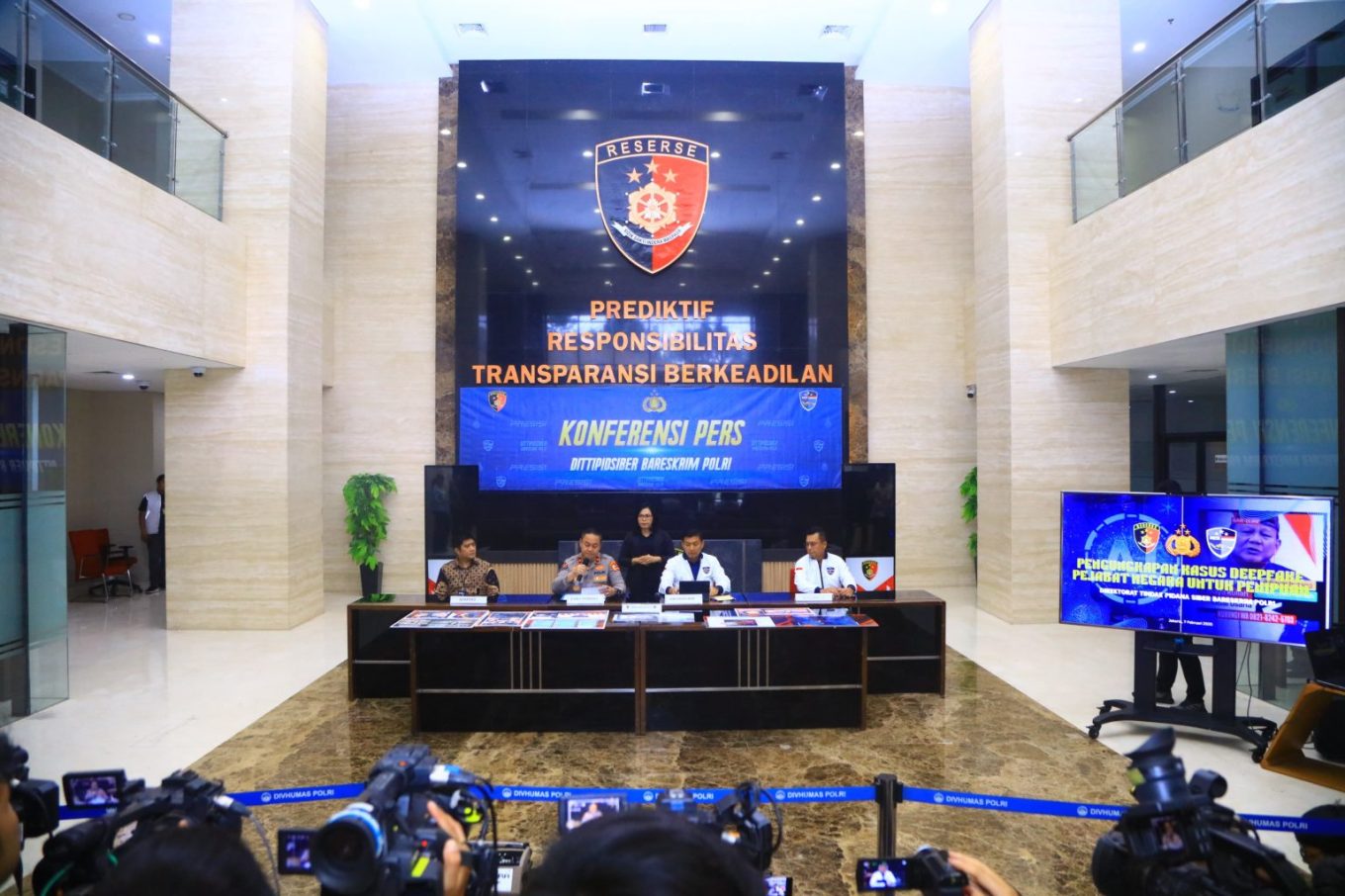 <strong>Polri Ungkap Sindikat Deepfake AI yang Mencatut Nama Pejabat Negara</strong>