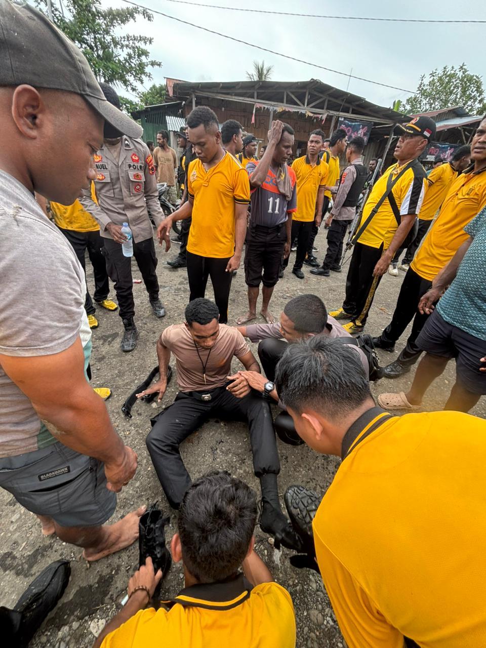 Bentrok Warga Burmeso dengan Polisi di Mamberamo Raya, Kantor SPKT Diserang Massa Bersenjata Tajam