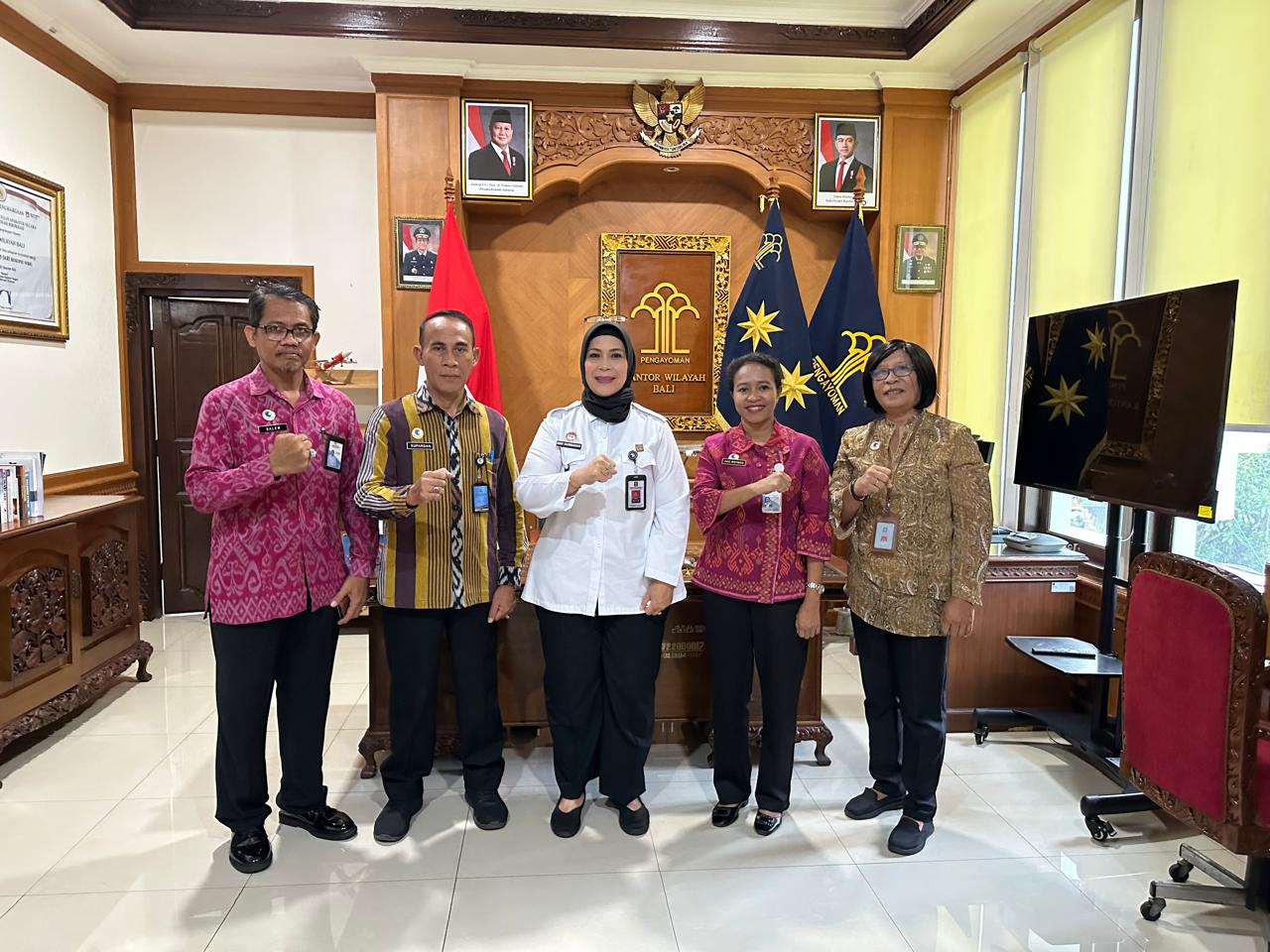 Kepala Kantor Wilayah Kementerian Hukum Bali Terima Kunjungan Kakanwil Kemenham NTT, Perkuat Sinergi dan Koordinasi Antar Kementerian